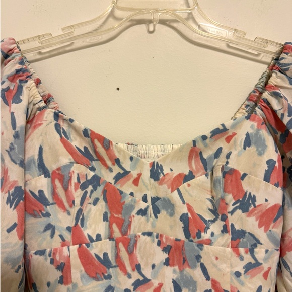 2/$30 Abercrombie & Fitch Smocked Back Puff Sleeve Crop Top Size Small - Picture 4 of 8